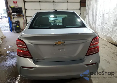 2017 Chevrolet Sonic Ls z USA, uszkodzony, nr VIN 1G1JB5SG9H4168349